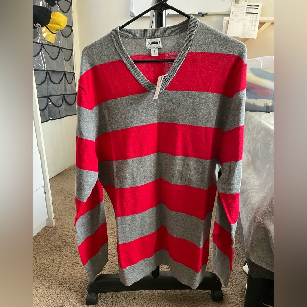 Old Navy sweater! Brand new! Size large!!